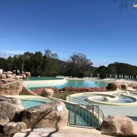 아파트 Les Restanques Du Golf De Saint Tropez, 83310 Grimaud, France *