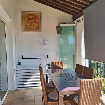 Les Restanques Du Golf De Saint Tropez, 83310 Grimaud, France *