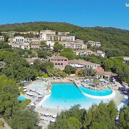 Les Restanques Du Golf De Saint Tropez, 83310 Grimaud, France * 그리모