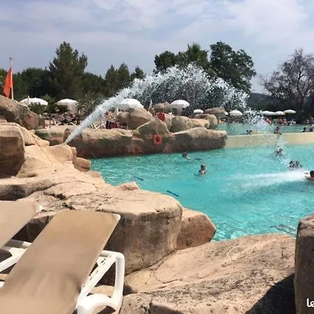 Les Restanques Du Golf De Saint Tropez, 83310 Grimaud, France Apartament *