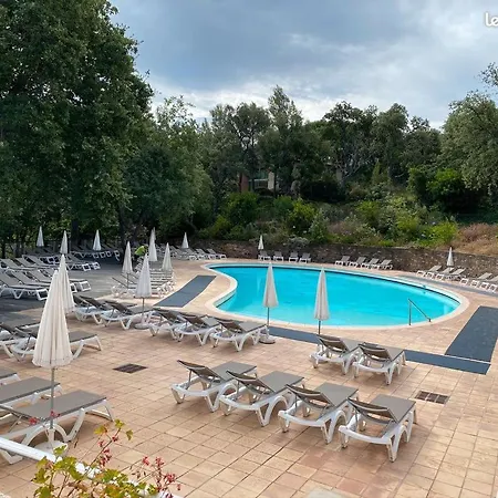 Les Restanques Du Golf De Saint Tropez, 83310 Grimaud, France 格里莫