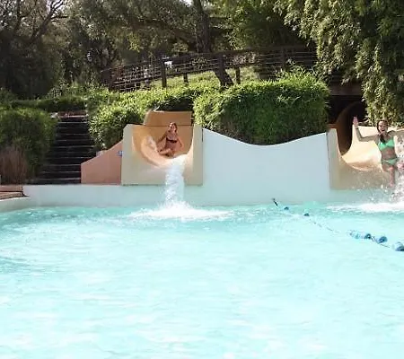 Les Restanques Du Golf De Saint Tropez, 83310 Grimaud, France * 格里莫