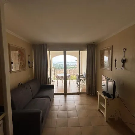 Les Restanques Du Golf De Saint Tropez, 83310 Grimaud, France * Grimaud