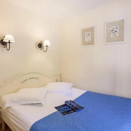 Les Restanques Du Golf De Saint Tropez, 83310 Grimaud, France *