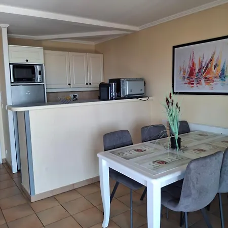 Les Restanques Du Golf De Saint Tropez, 83310 Grimaud, France * Grimaud