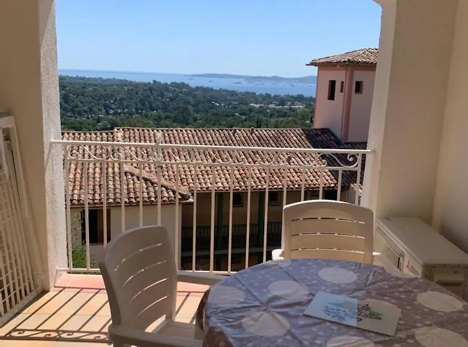 Les Restanques Du Golf De Saint Tropez, 83310 Grimaud, France غريمو