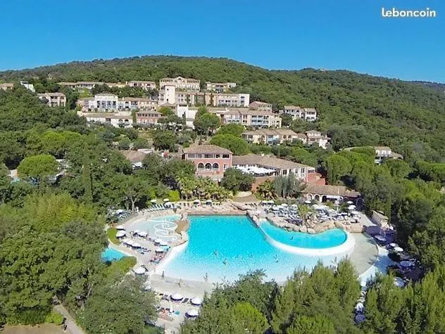 Les Restanques Du Golf De Saint Tropez, 83310 Grimaud, France * غريمو